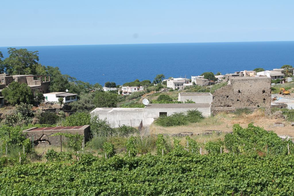 Casa Vacanze Dell'Avvocato Malfa (Salina) Exterior foto